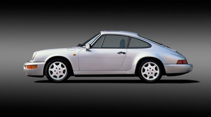 1994-1997. La tipo 993  l'ultima 911 raffreddata ad aria. Il telaio  in alluminio